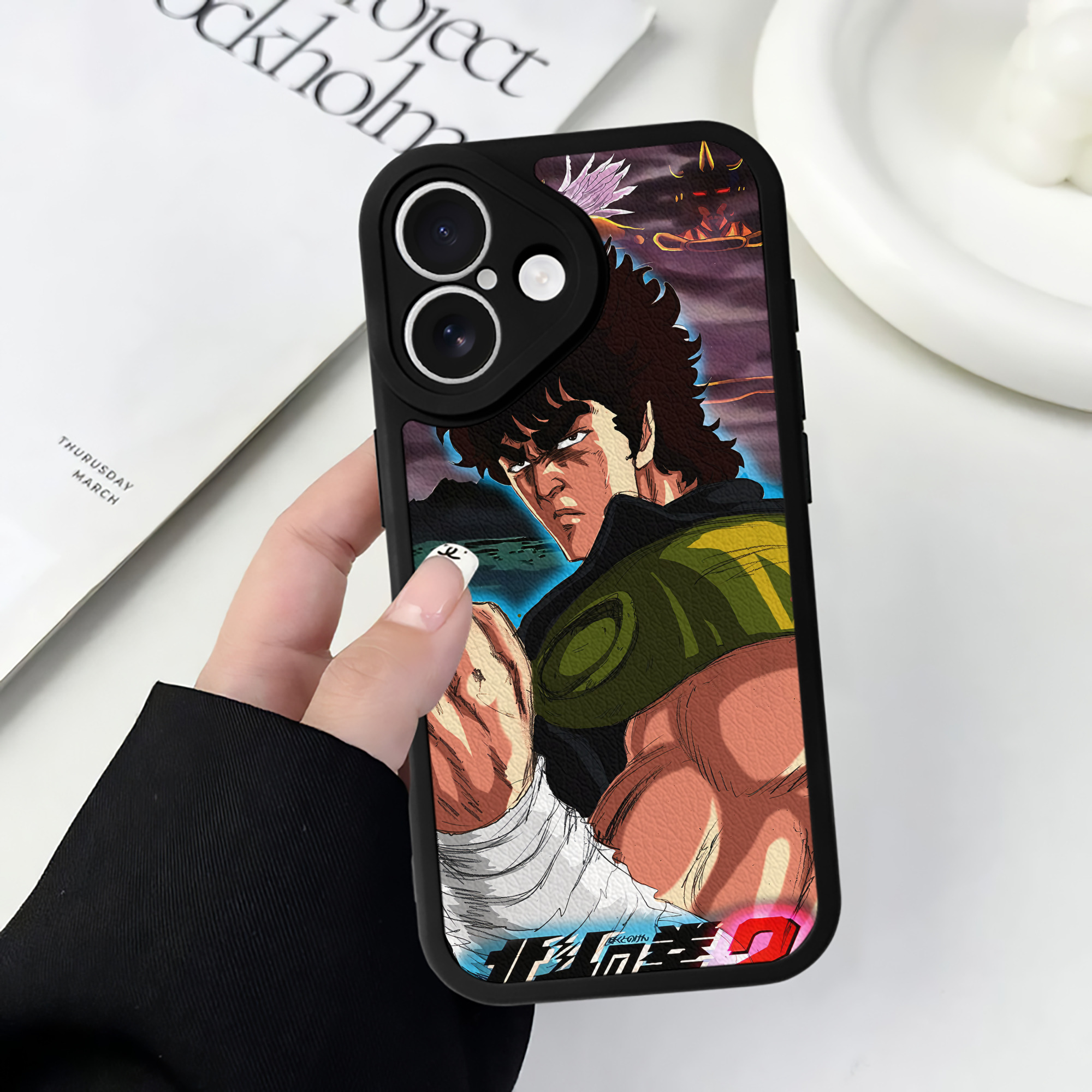 （画像用） 北斗の拳 Fist of the North Star 【iPhone 16シリーズ対応】シリコンスマホケース（レザー調） 材質：シリコン